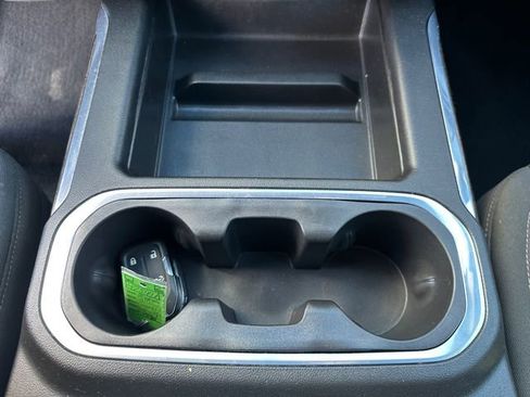 Used 2022 GMC Sierra 1500 Elevation image 33