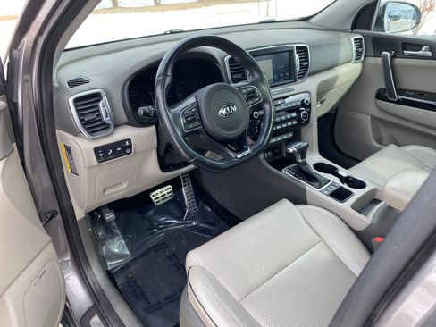Used 2017 Kia Sportage SX image 2