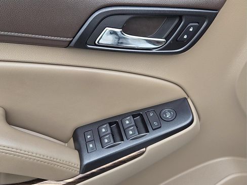 Used 2015 GMC Yukon SLE AWD/4WD image 14