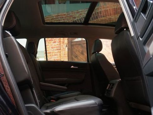 Used 2022 Volkswagen Atlas SEL AWD/4WD image 49