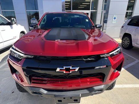 Used 2024 Chevrolet Colorado ZR2 w/ ZR2 Convenience Package III image 9