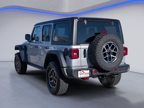Certified 2024 Jeep Wrangler Unlimited Rubicon image 6