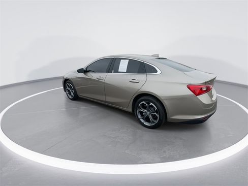 Used 2023 Chevrolet Malibu LT w/ Driver Confidence Package image 6
