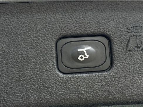 Used 2024 Ford Edge ST w/ Equipment Group 401A AWD/4WD image 33