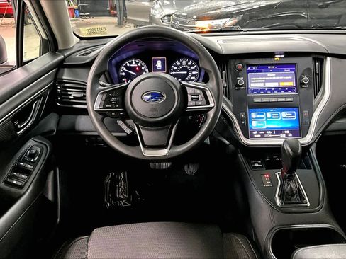 Used 2021 Subaru Outback image 5