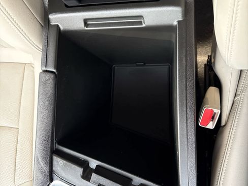 Used 2024 Buick Enclave Essence w/ Experience Buick Package image 25