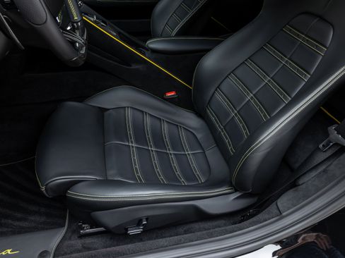 Certified 2023 Ferrari Roma image 58