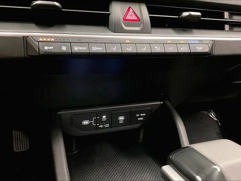 Used 2025 Kia K4 FWD image 29