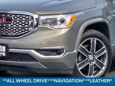 Used 2019 GMC Acadia Denali w/ Technology Package AWD/4WD image 2