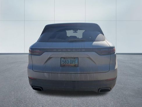 Used 2022 Porsche Cayenne Base image 6