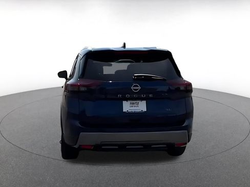 Used 2026 Nissan Rogue SL FWD image 10