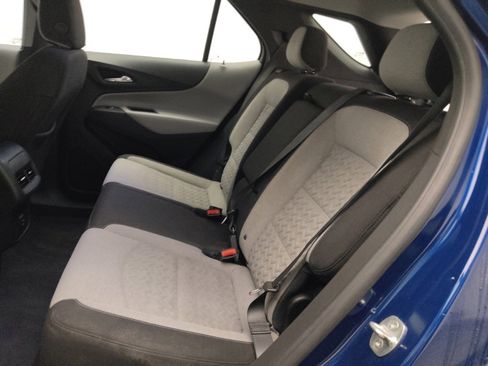 Used 2023 Chevrolet Equinox LS image 18
