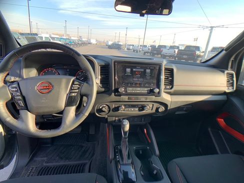 Used 2023 Nissan Frontier PRO-4X w/ Pro Convenience Package AWD/4WD image 14