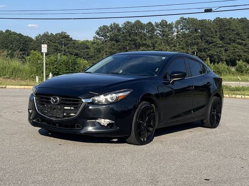 Used 2017 MAZDA MAZDA3 Touring FWD image 2