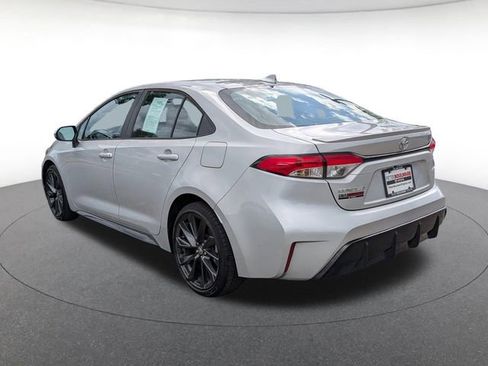 Used 2024 Toyota Corolla SE FWD image 4