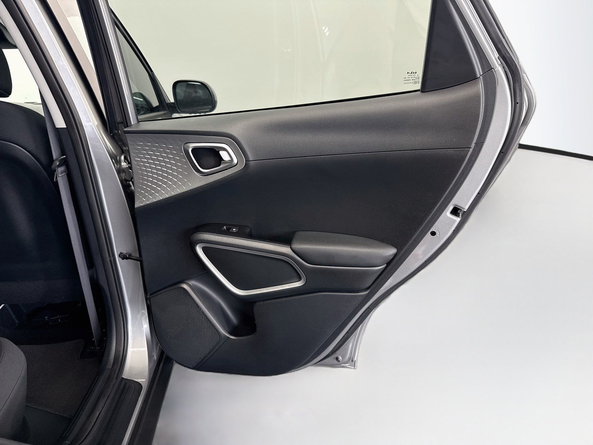 Used 2023 Kia Soul LX FWD image 29