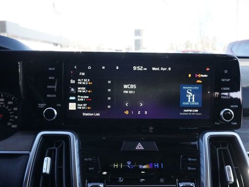 Used 2023 Kia Sorento S w/ Panoramic Sunroof Package AWD/4WD image 39