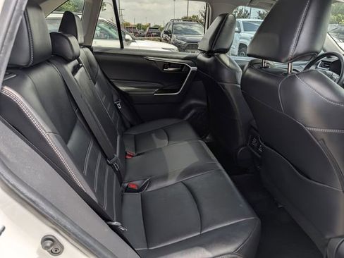 Used 2022 Toyota RAV4 XLE Premium FWD image 30