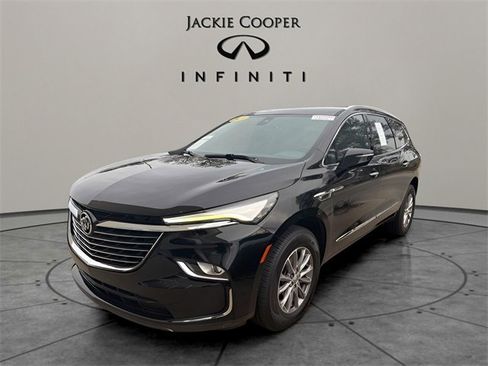 Used 2023 Buick Enclave Essence image 1