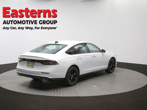 Used 2025 Honda Accord SE image 39