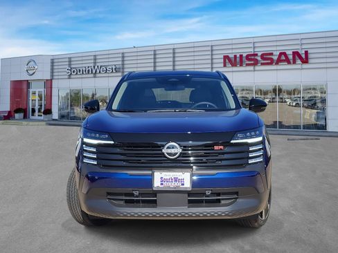 New 2026 Nissan Kicks SR image 11