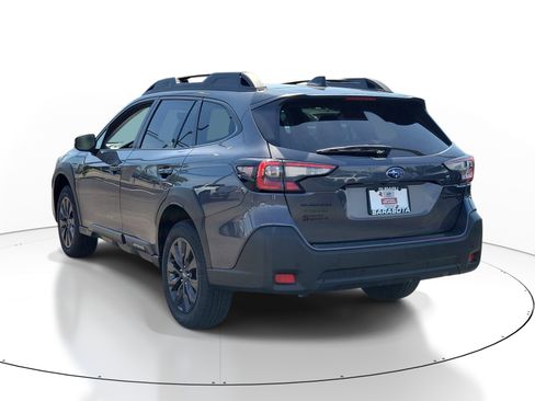 Certified 2025 Subaru Outback Onyx Edition AWD/4WD image 4