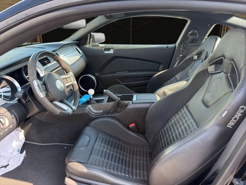 Used 2013 Ford Mustang Shelby GT500 RWD image 3
