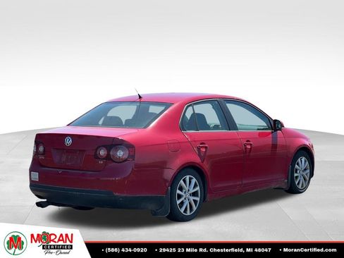 Used 2010 Volkswagen Jetta Limited Edition FWD image 5