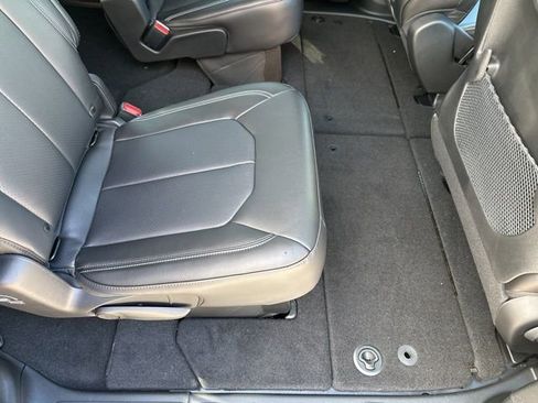 New 2026 Chrysler Pacifica Select w/ S Appearance Package FWD image 15