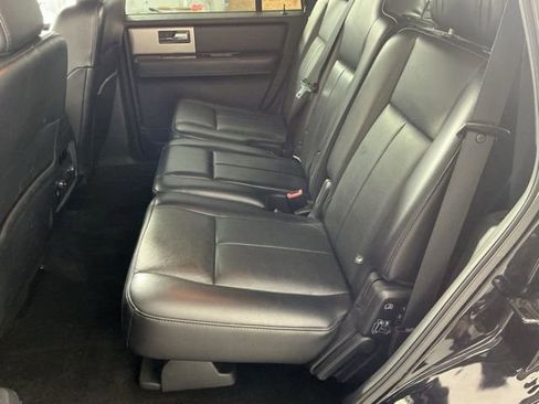 Used 2017 Ford Expedition Limited w/ Equipment Group 301A AWD/4WD image 10