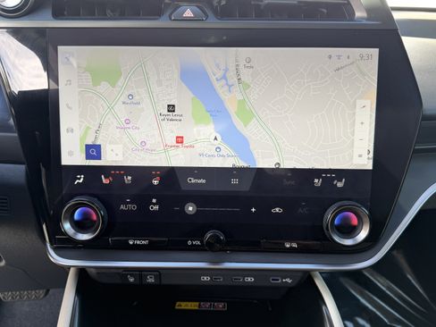 Used 2023 Lexus RZ 450e Premium image 29