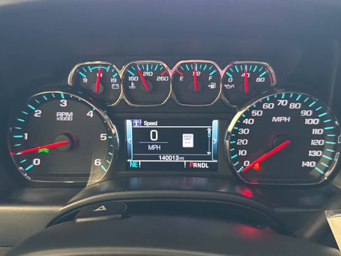 Used 2018 Chevrolet Silverado 1500 High Country AWD/4WD image 36