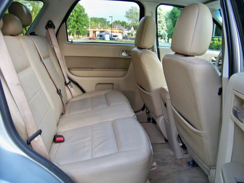 Used 2009 Ford Escape Limited image 19