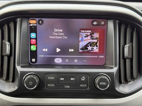 Used 2016 Chevrolet Colorado LT image 25