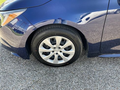 Used 2024 Toyota Corolla LE FWD image 29