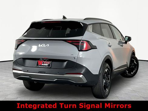 Certified 2026 Kia Sportage EX w/ EX Panoramic Sunroof Package AWD/4WD image 6