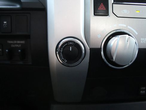 Used 2018 Toyota Tundra SR5 w/ TRD Off Road Package image 18