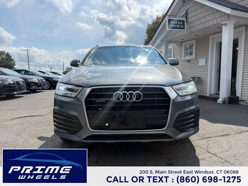 Used 2016 Audi Q3 2.0T Prestige w/ Prestige Package AWD/4WD image 3
