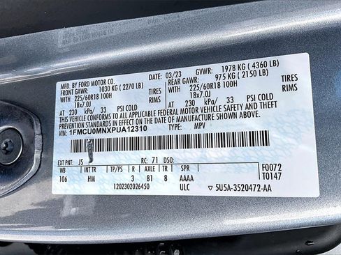 Used 2023 Ford Escape ST-Line image 26