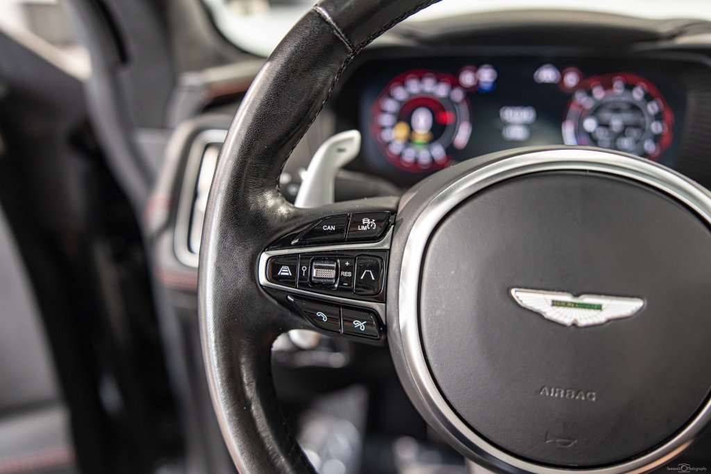Used 2021 Aston Martin DBX AWD/4WD image 26