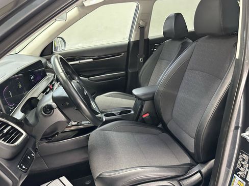 Used 2025 Kia Seltos S FWD image 21