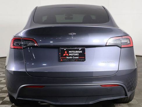 Used 2023 Tesla Model Y AWD image 14