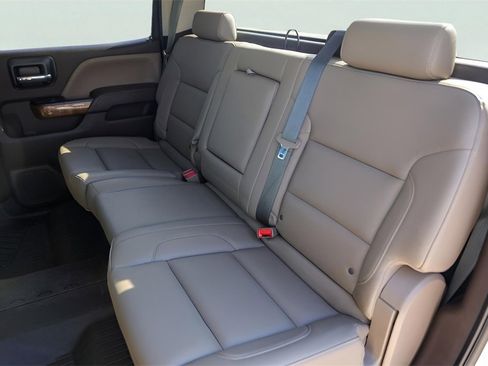 Used 2018 GMC Sierra 2500 SLT w/ Duramax Plus Package image 29