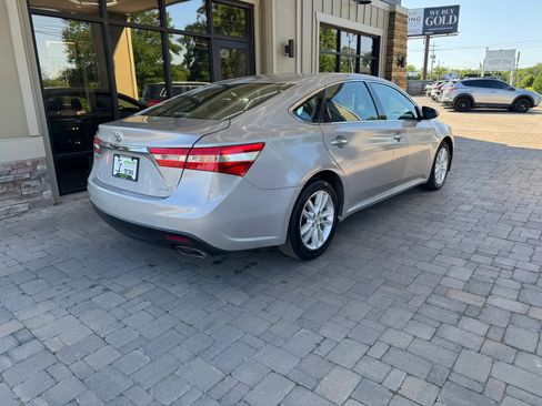 Used 2013 Toyota Avalon XLE FWD image 7