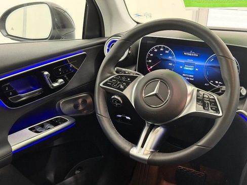 New 2025 Mercedes-Benz GLC 350e GLC 350e image 7