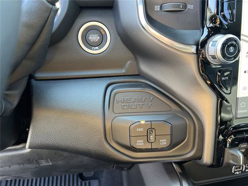 New 2026 RAM 2500 Laramie w/ Night Edition image 32