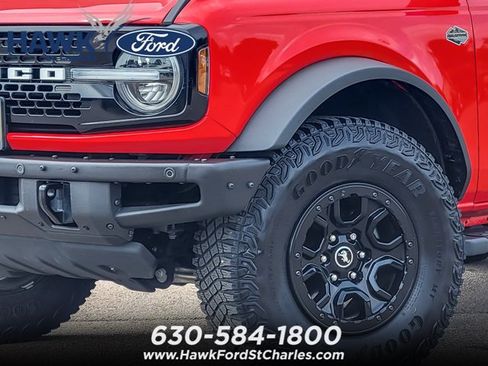 Certified 2023 Ford Bronco Wildtrak AWD/4WD image 3