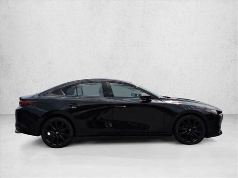 Used 2022 MAZDA MAZDA3 s AWD/4WD image 4