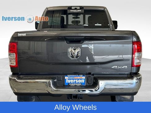 Used 2024 RAM 2500 Tradesman w/ Chrome Appearance Group AWD/4WD image 8