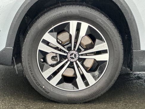 Certified 2025 Mercedes-Benz GLA 250 4MATIC image 26